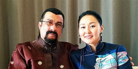 The Untold Truth Of Steven Seagal’s Wife –。